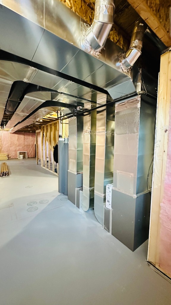 Basement HVAC ducts and air handler installation